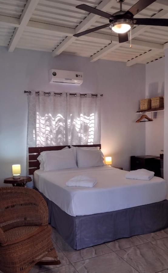 Bed and Breakfast Casa Todo Bueno Transito Екстер'єр фото